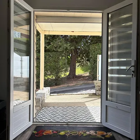 Holiday home Maison Proche Du Zenith A Clermont Ferrand Sud La Roche-Blanche (Puy-de-Dome)